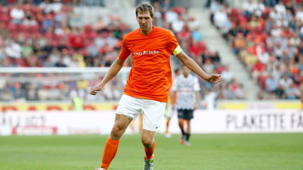 dirk-nowitzki-simona-zaza-penalty.jpg